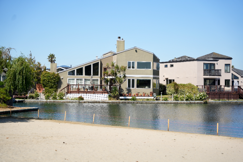 Neighborhood Neighborhood-38