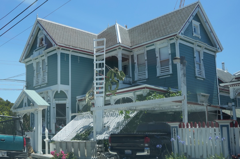 Neighborhood Neighborhood-3